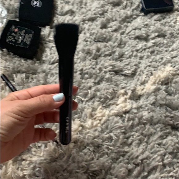 CHANEL BRUSH - Picture 4 of 4